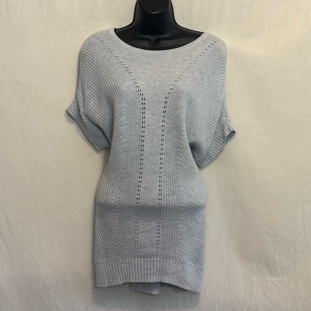B-224 Neiman Marcus Gray Short Sleeve Oversize Pullover Sweater Size XS
